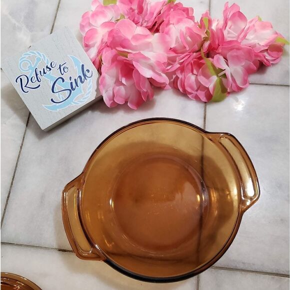 Vintage Anchor Ovenware Amber Brown Casserole Dish w/Lid & Basket 1.5 Qt - Picture 1 of 14